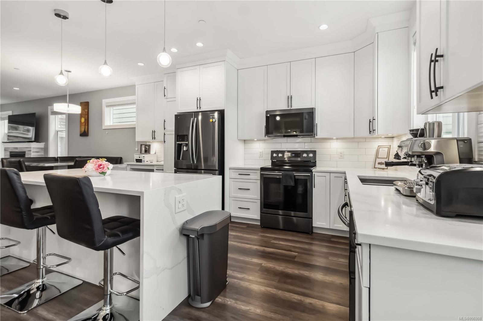 3329 Sanderling Way Langford 45