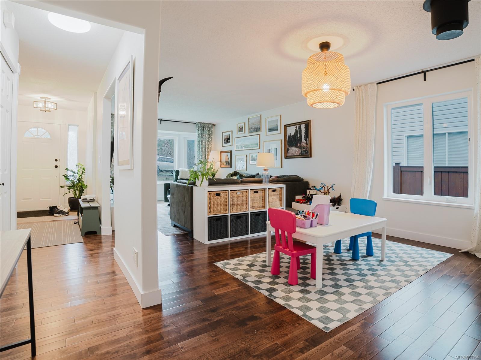 3580 Holland Avenue Cobble Hill 7