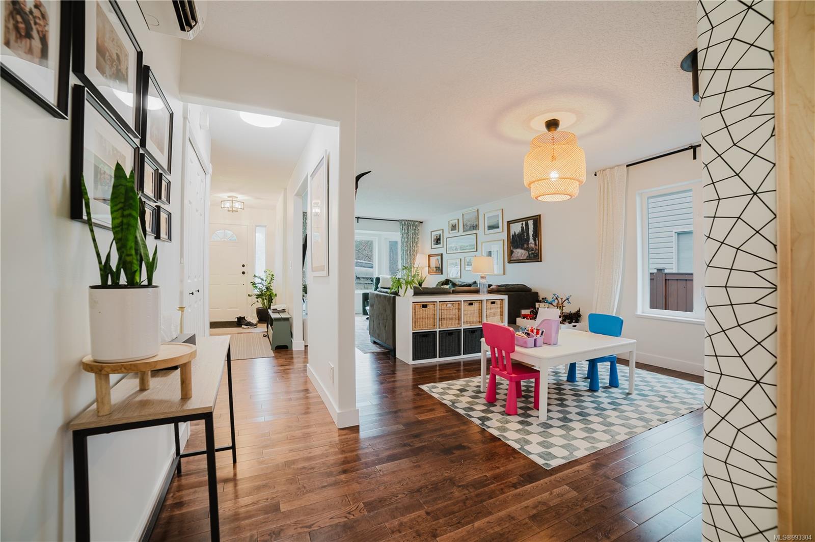 3580 Holland Avenue Cobble Hill 8