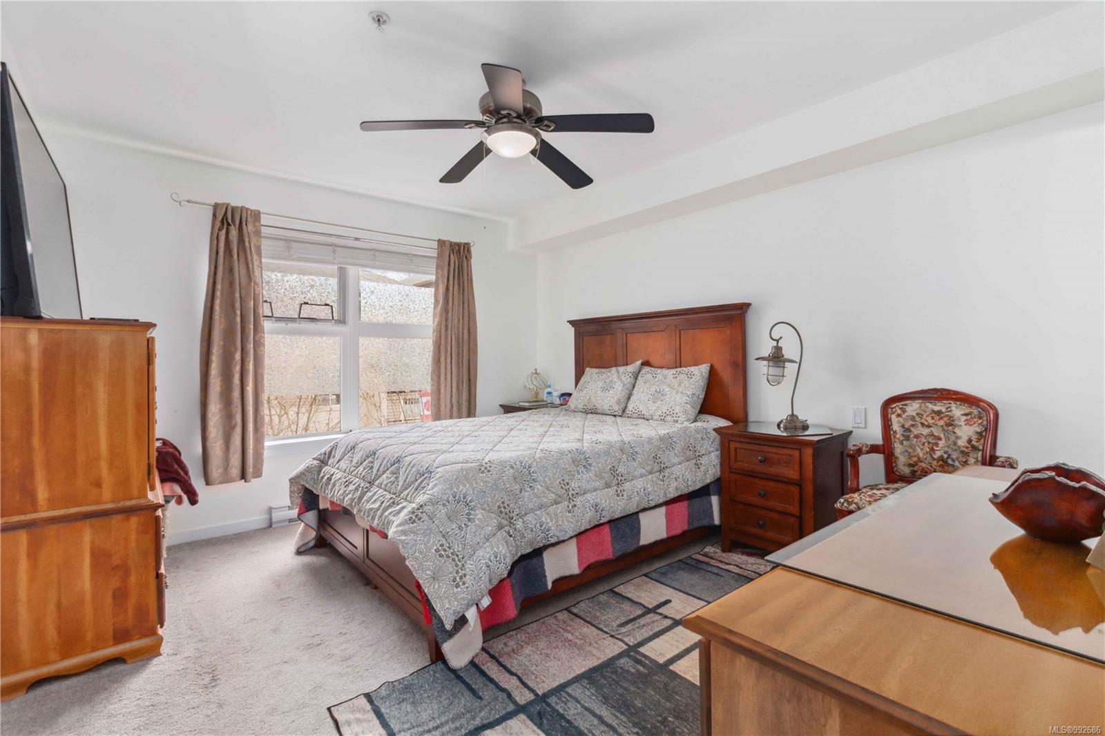 2940 Harriet Road #405 Saanich 8