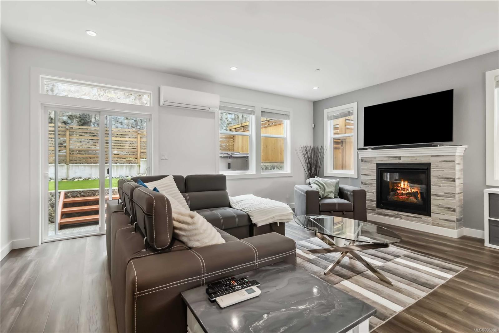 3329 Sanderling Way Langford 8