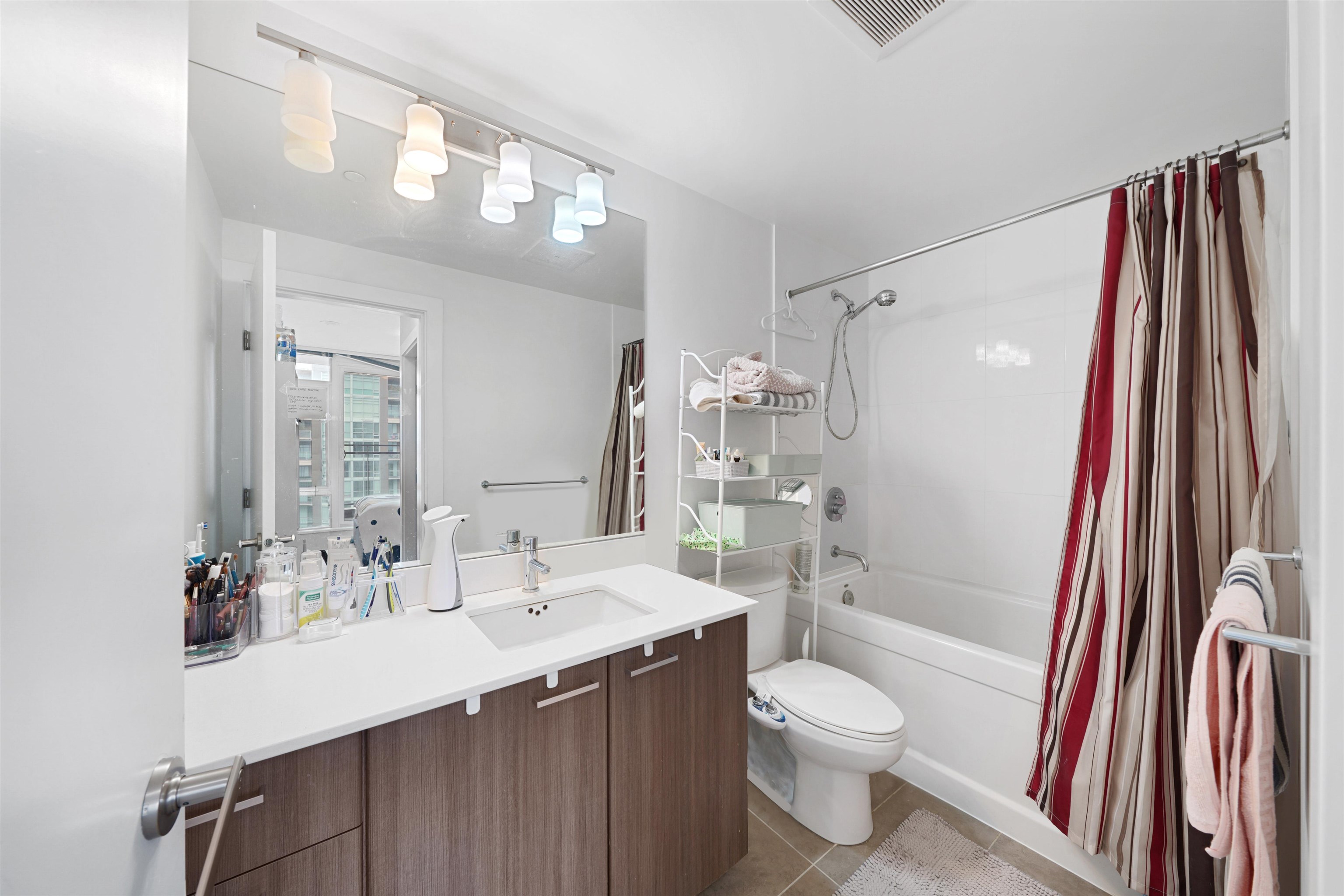 3303 2955 ATLANTIC AVENUE 11