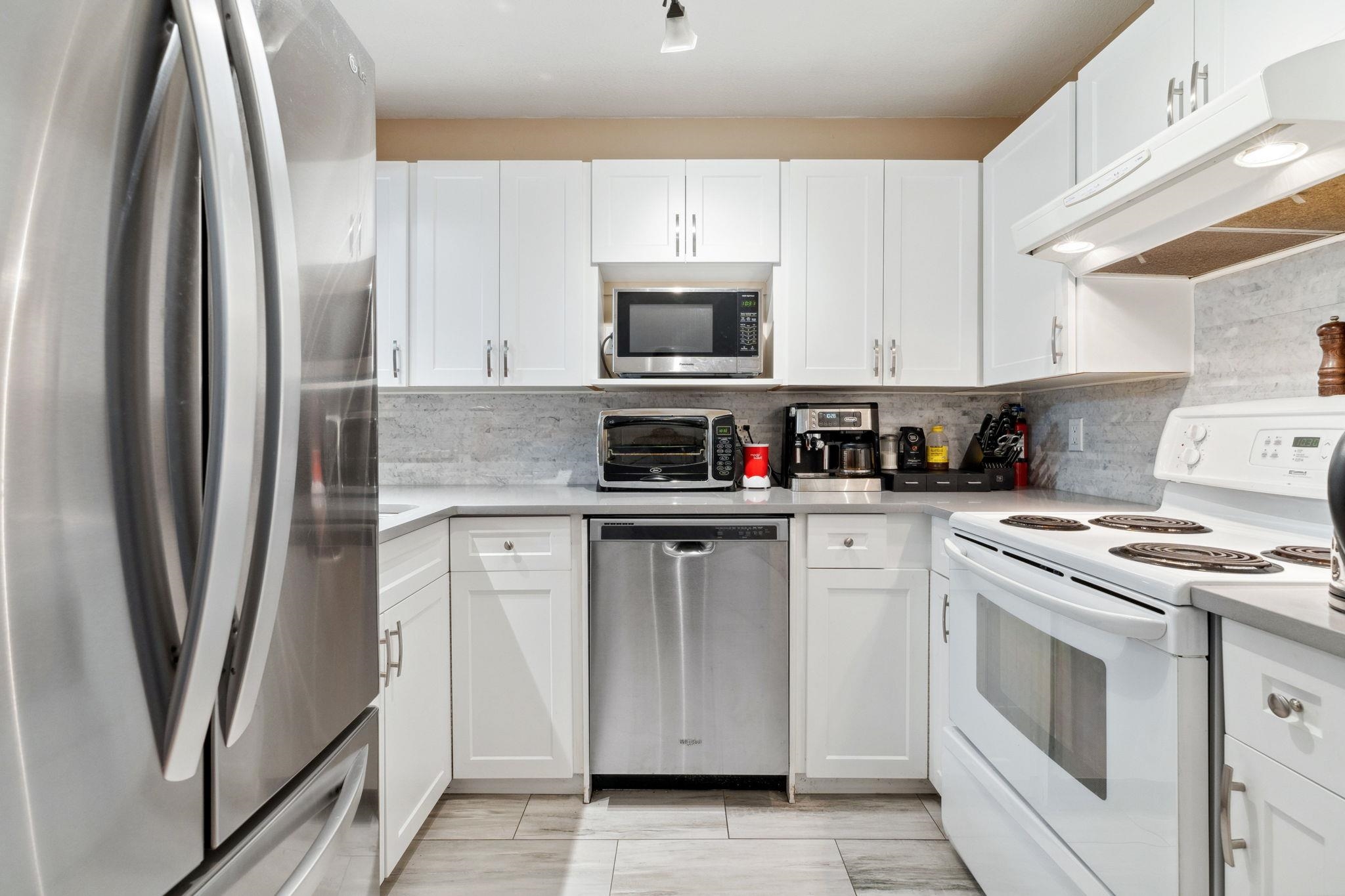 14 1406 BRUNETTE AVENUE 14