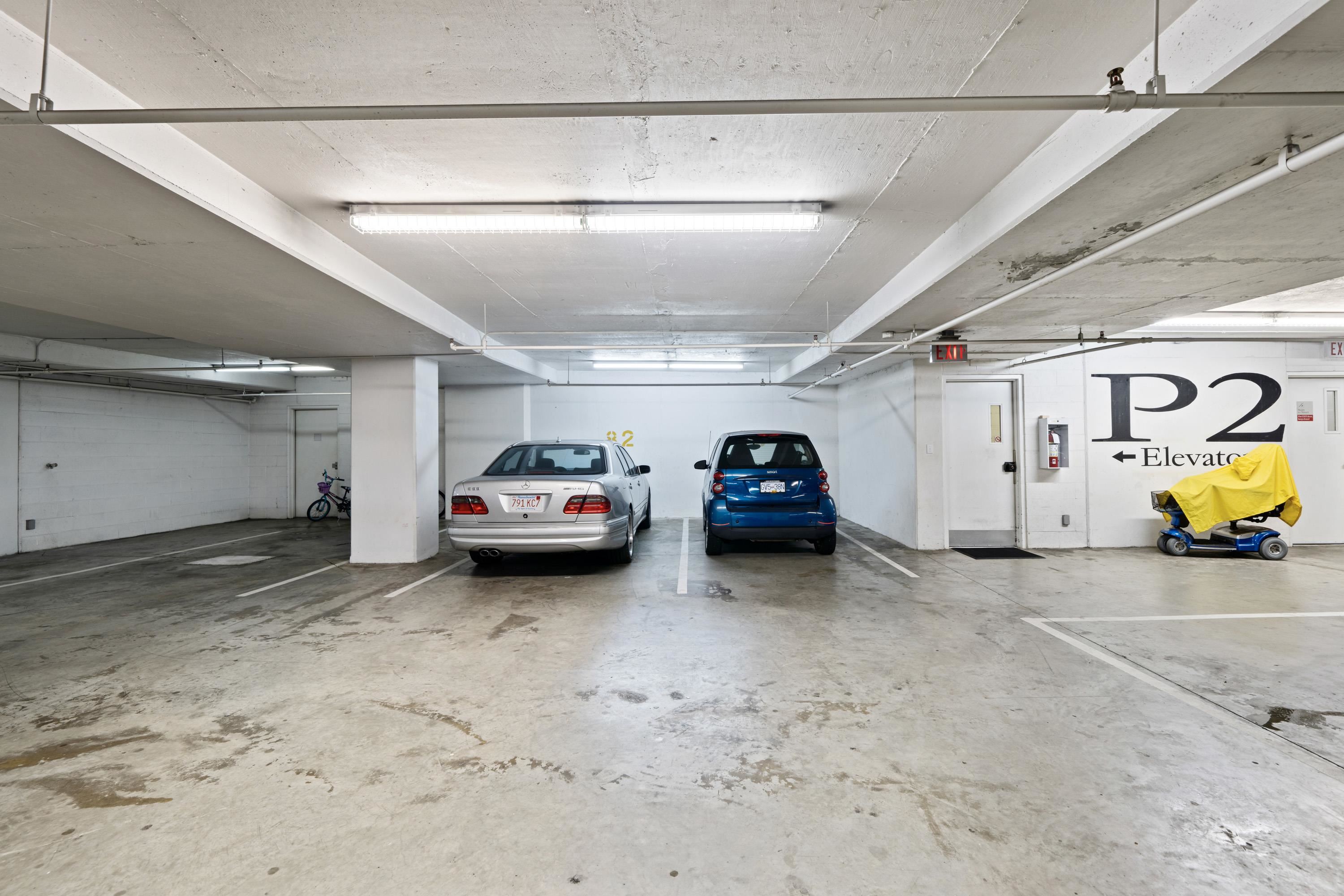 1603 4830 BENNETT STREET 35