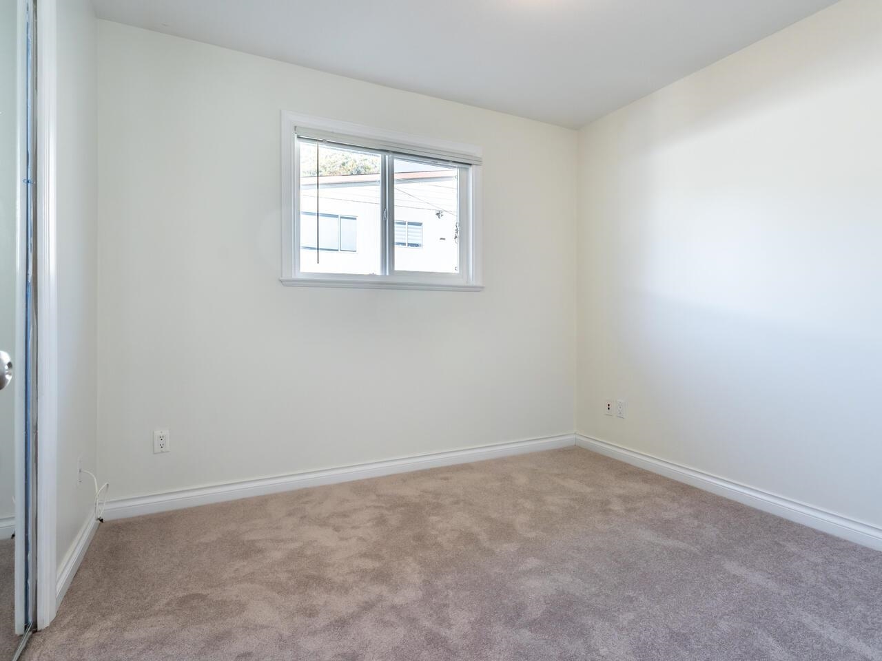 322 MILLVIEW STREET 13