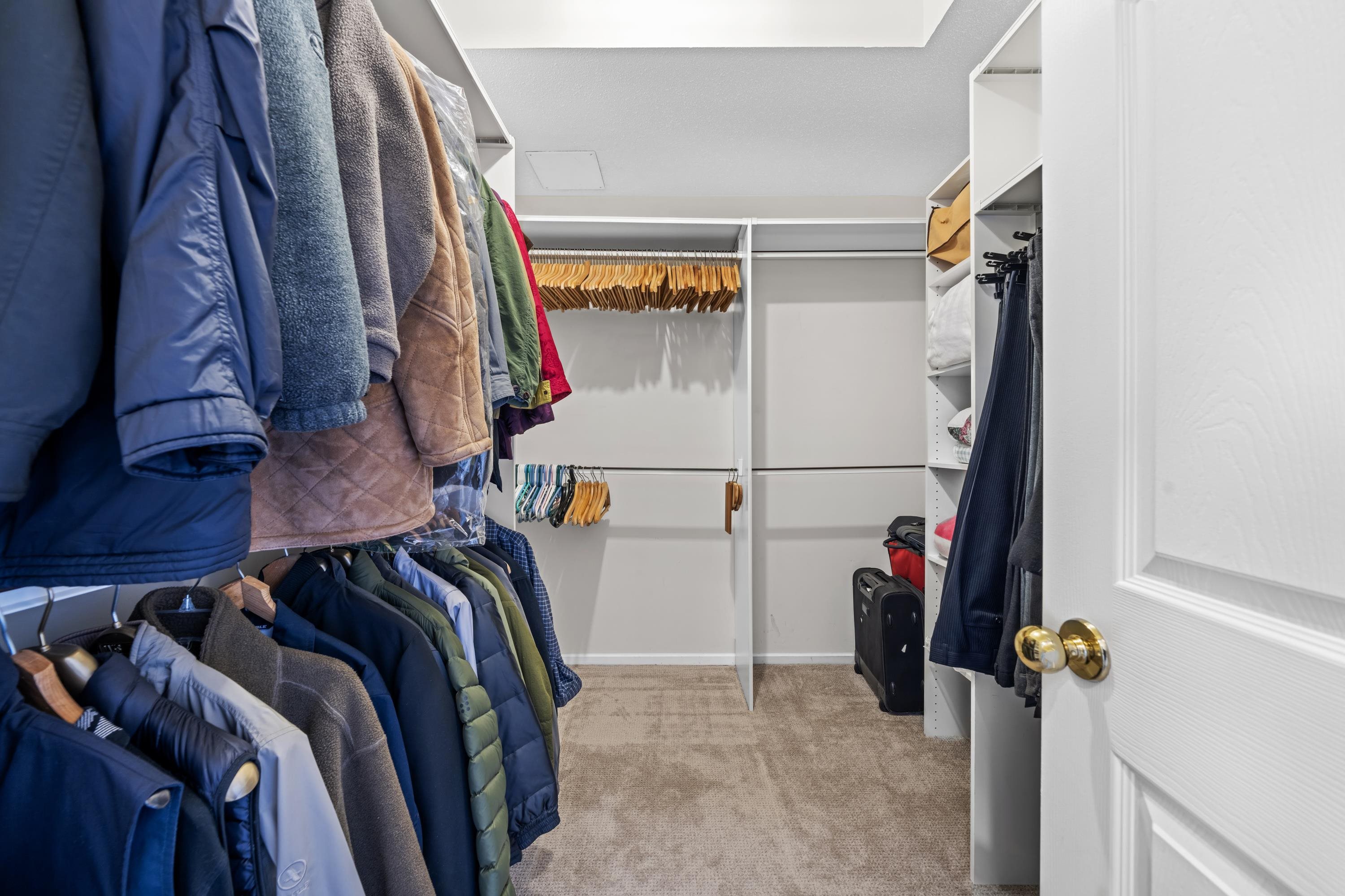 1603 4830 BENNETT STREET 16