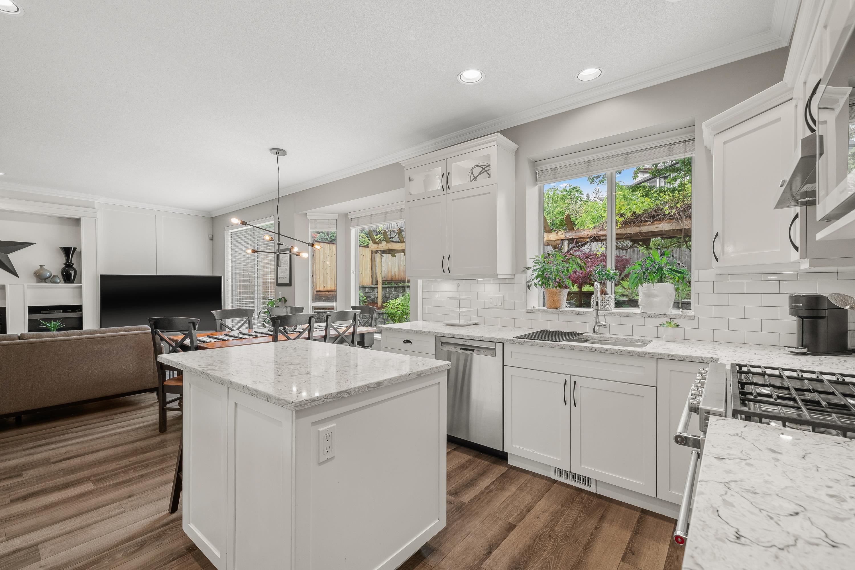 34 FOXWOOD DRIVE 9