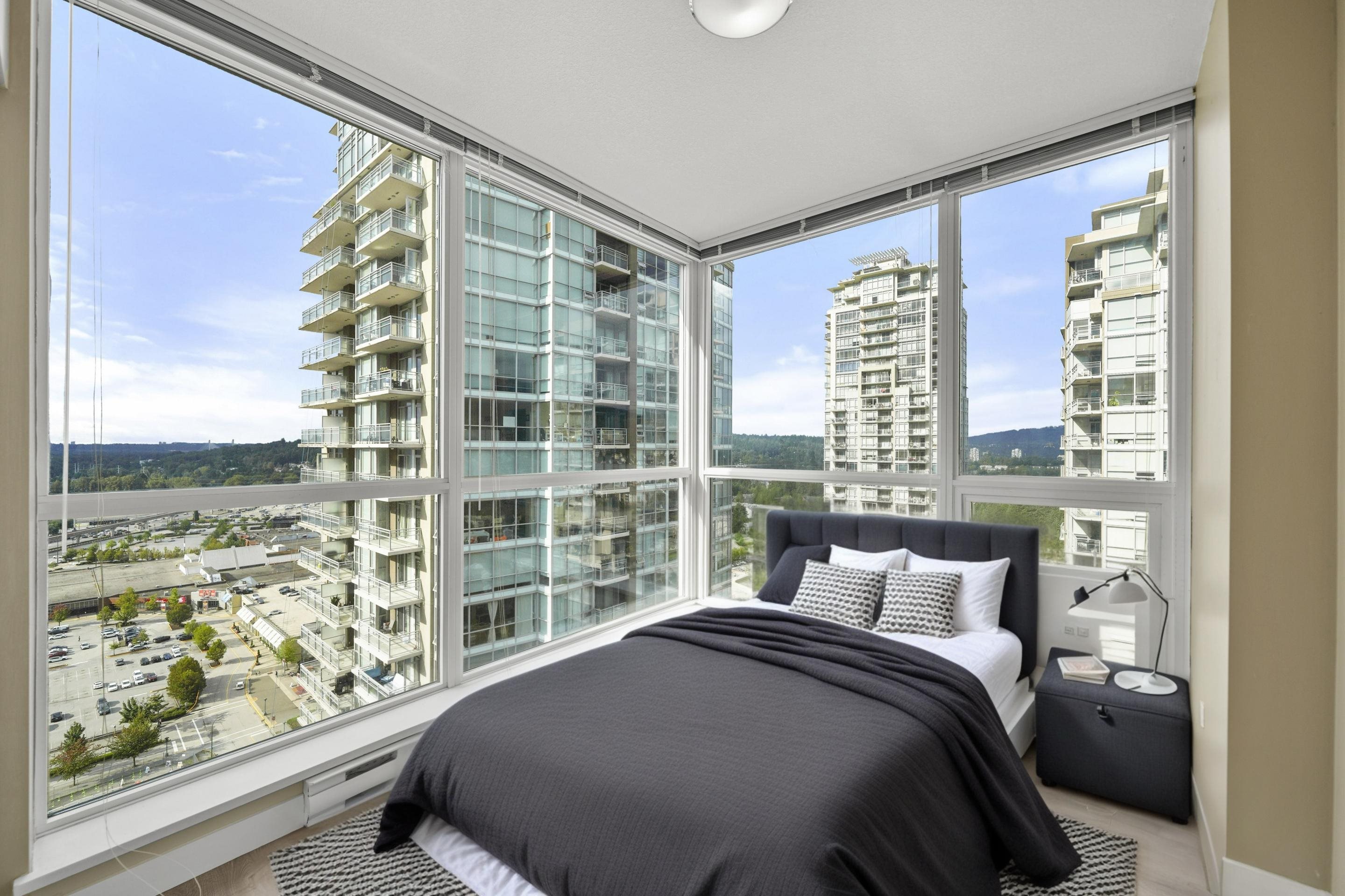 3006 2978 GLEN DRIVE 21