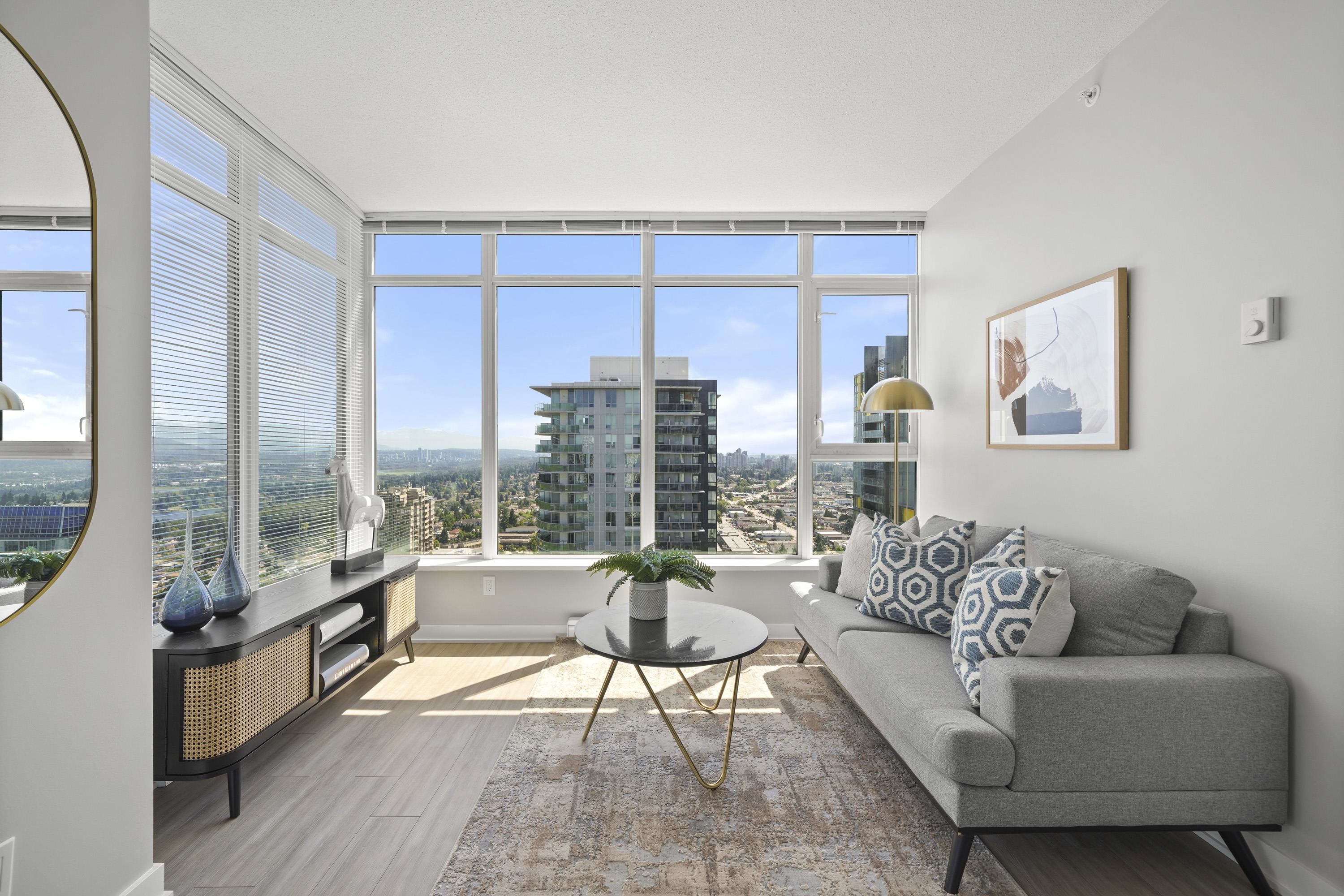 3905 4900 LENNOX LANE 7