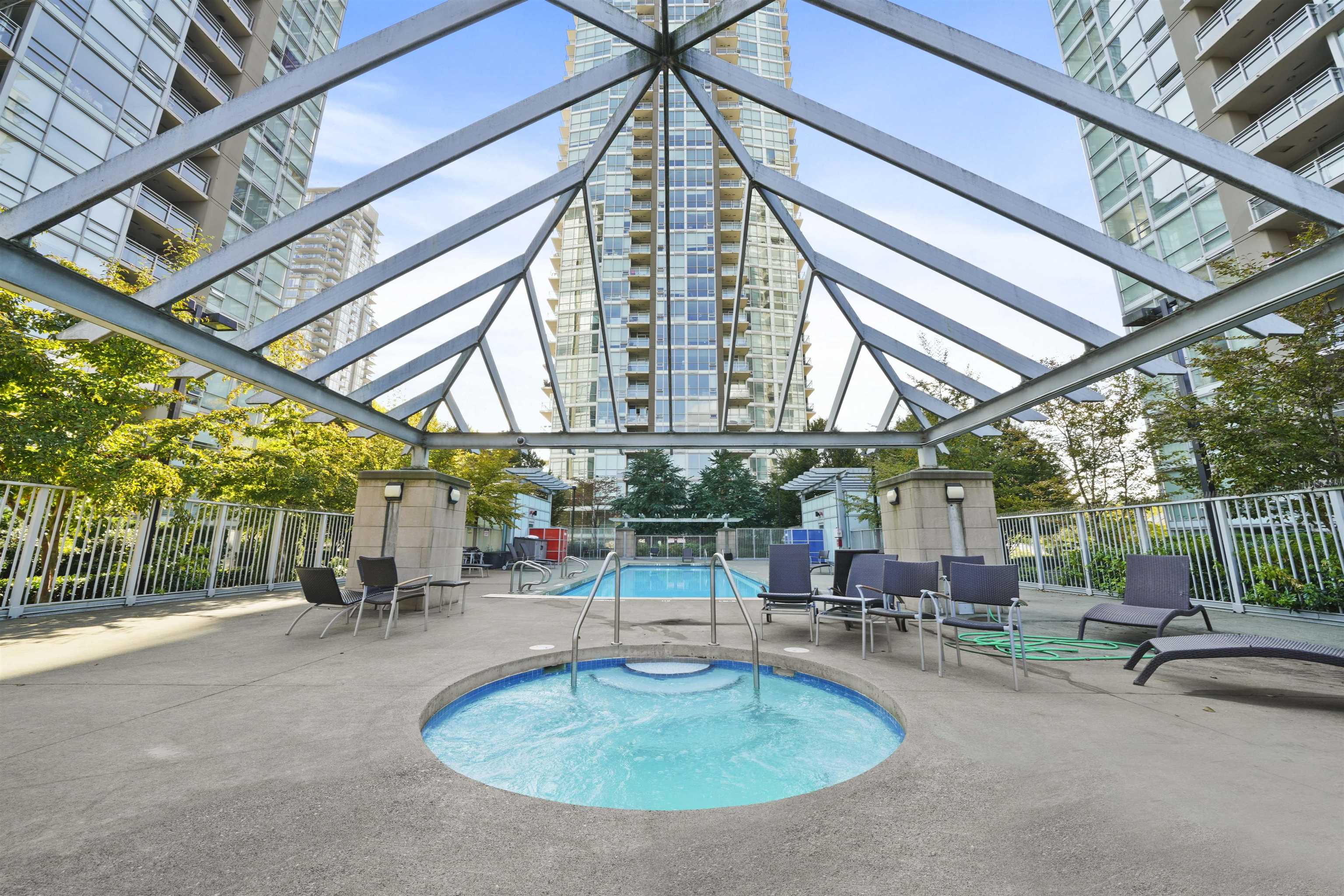 3006 2978 GLEN DRIVE 34