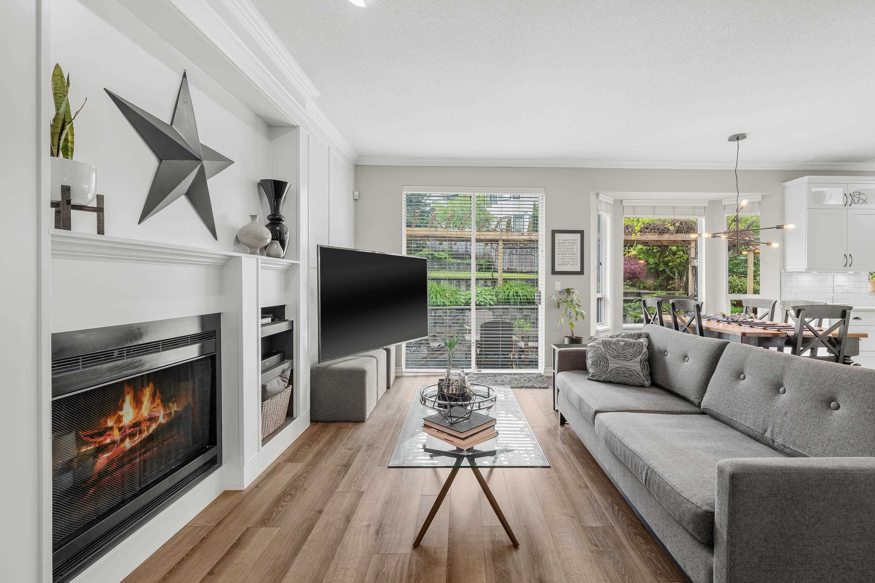 34 FOXWOOD DRIVE 5