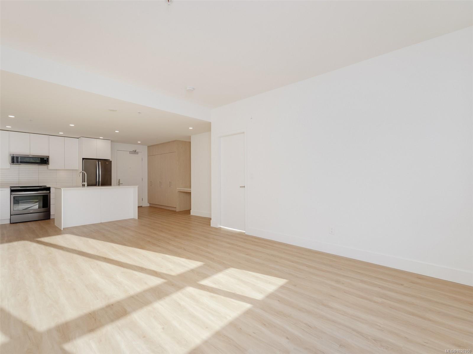 940 Reunion Avenue #211 Langford, BC 17