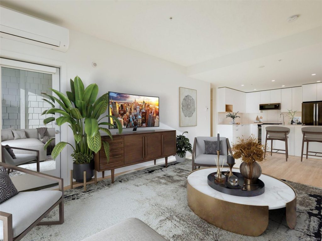940 Reunion Avenue #211