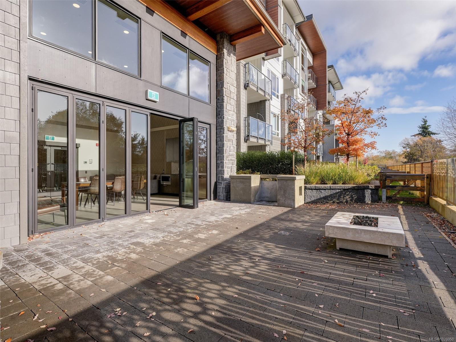 940 Reunion Avenue #211 Langford, BC 32