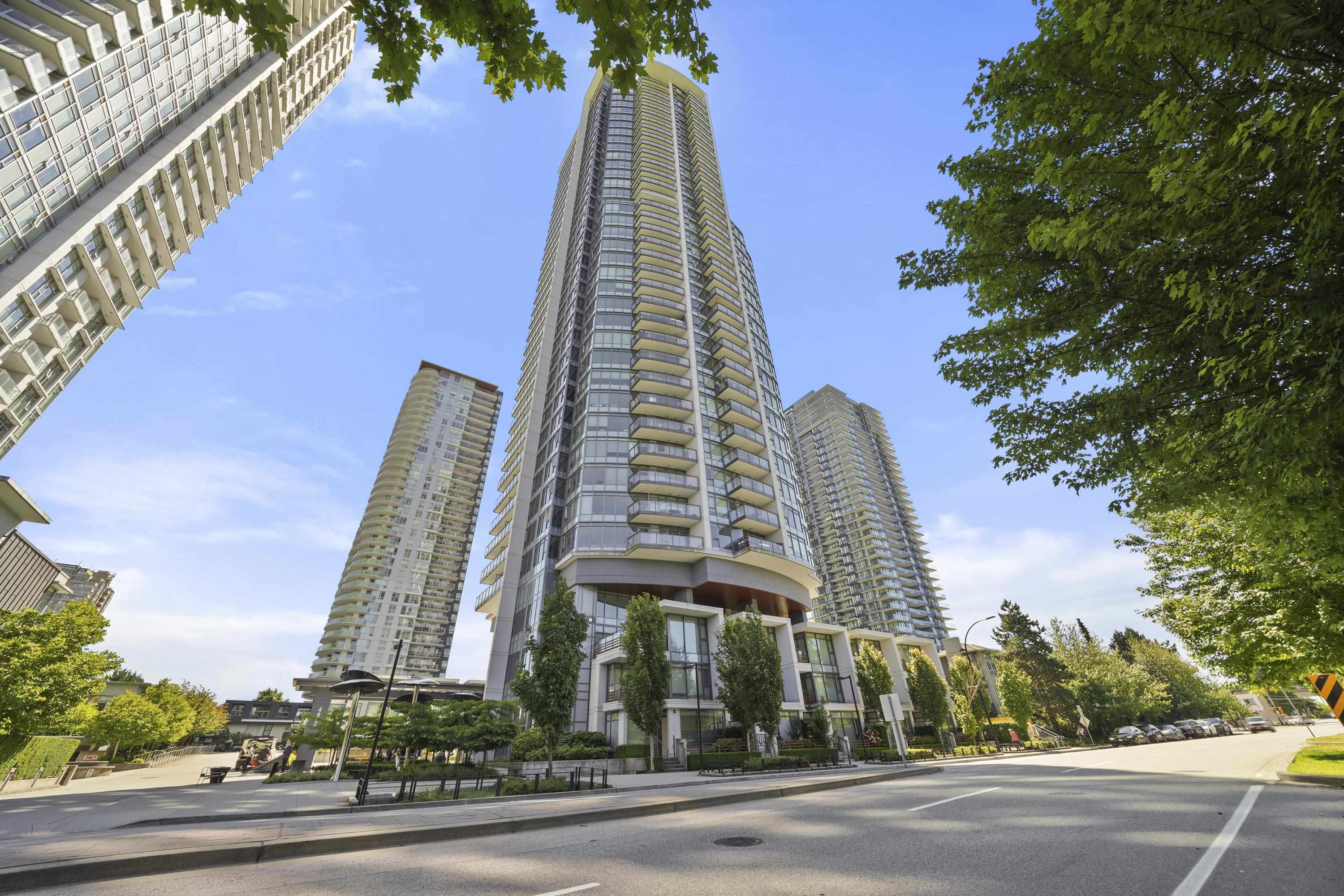 3905 4900 LENNOX LANE 34