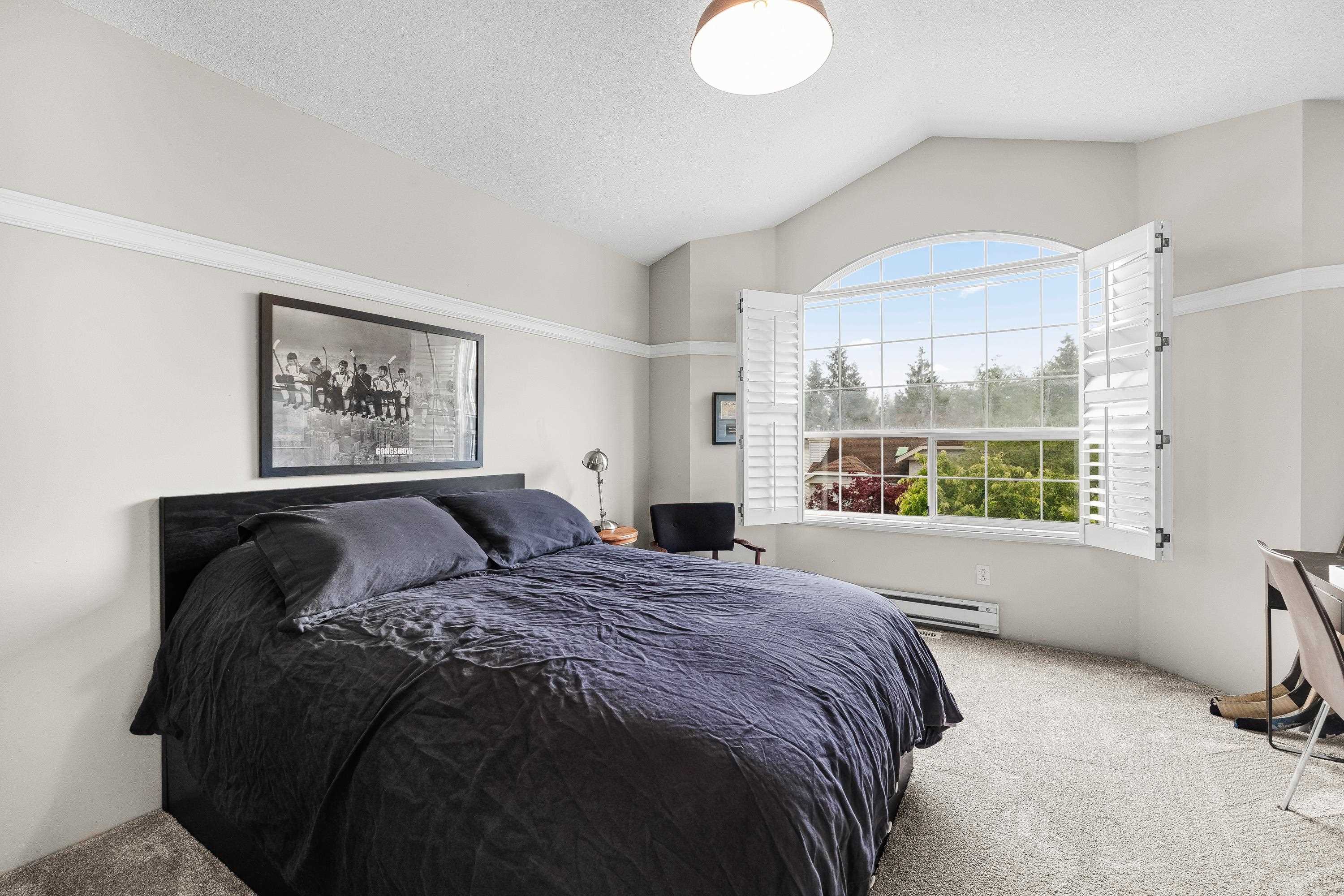 34 FOXWOOD DRIVE 22
