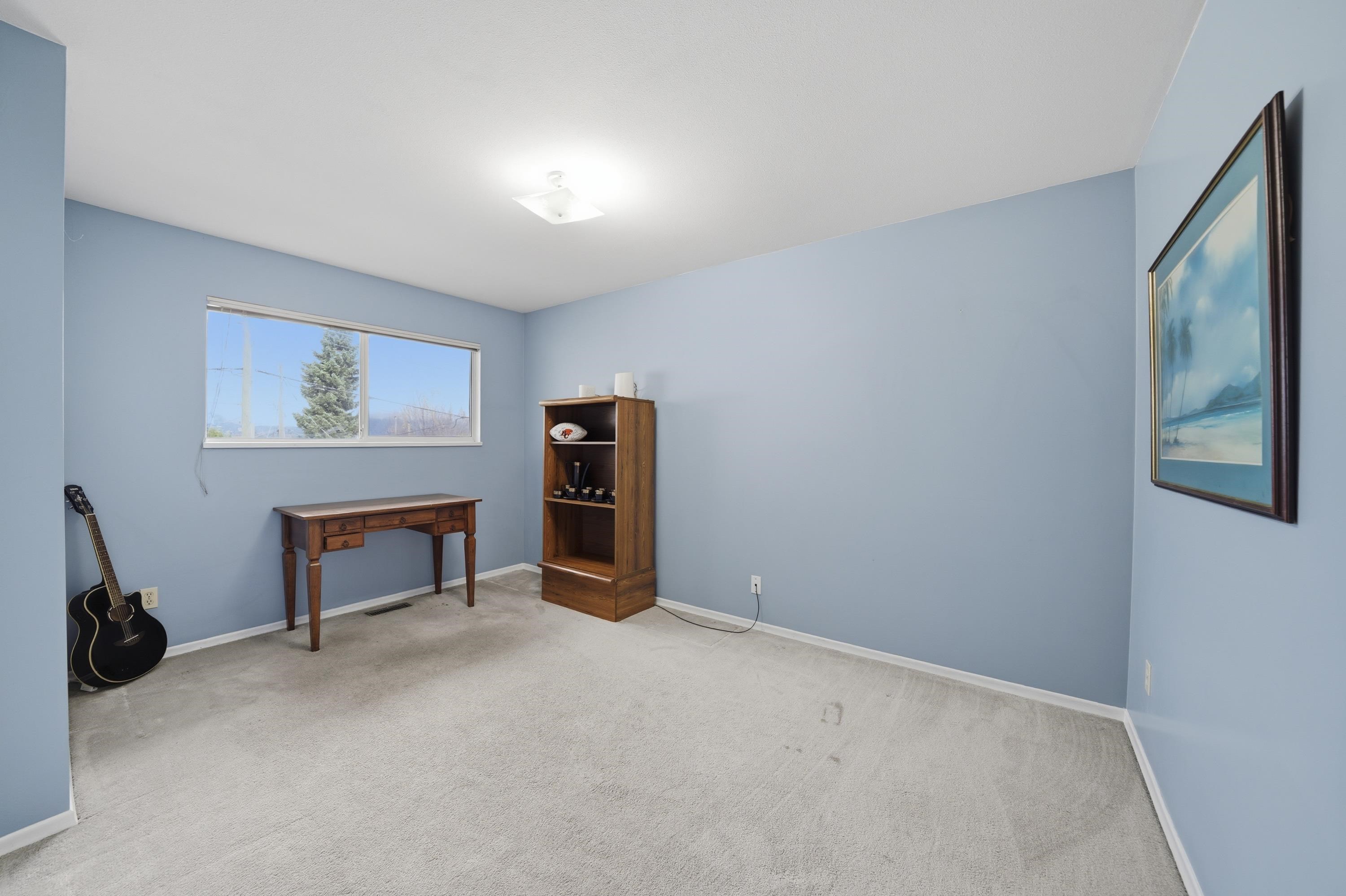 2915 CHARLES STREET 26